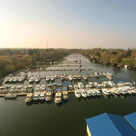 Tolles In Der Seenplatte Lejlighed Rechlin